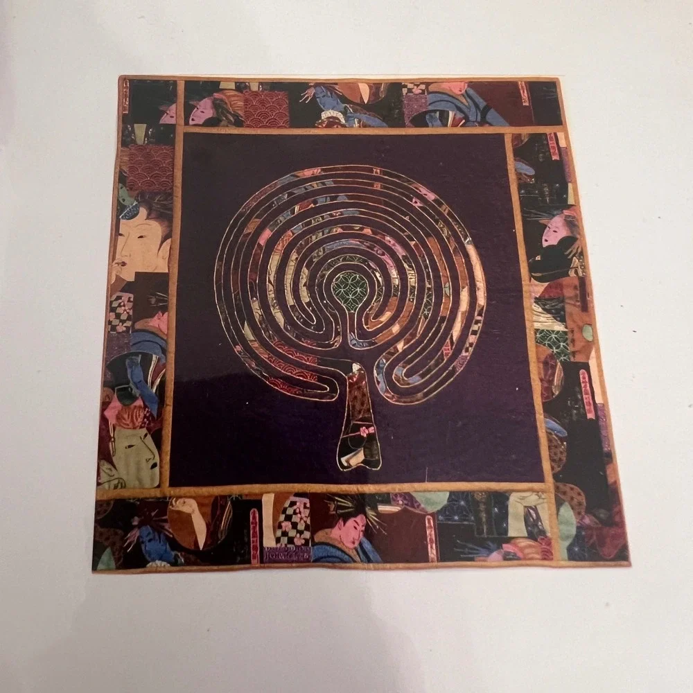 Designs to Share with You Inner Quest Labyrinth Quilt Pattern 143 Ursula Riegel
